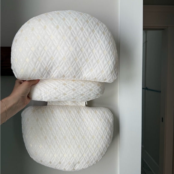 Baby Bub Pregnancy/Maternity Pillow - Picture 1 of 1